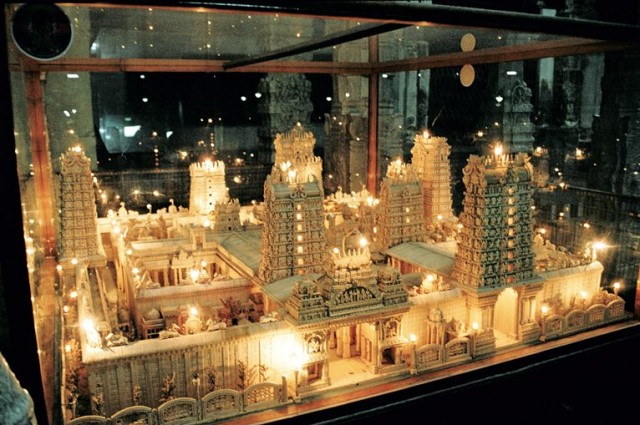 Модель храма Минакши