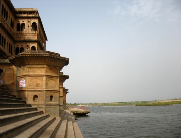 Кеши гхат, Ямуна. Кеши гхат, Ямуна.