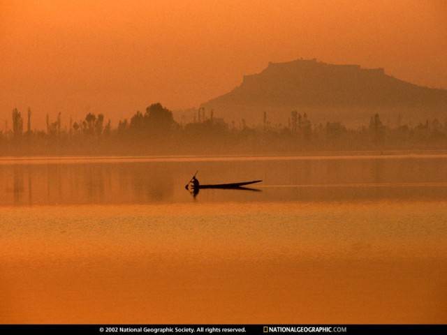 Озеро Дал в Кашмире