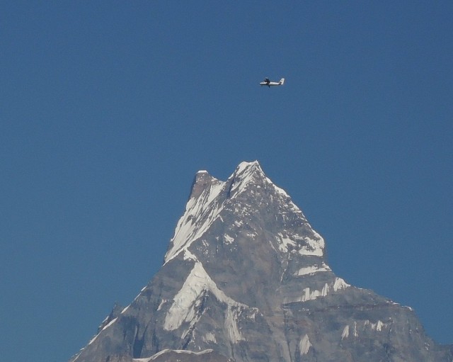 Под Мачапучхре. Под Мачапучхре.