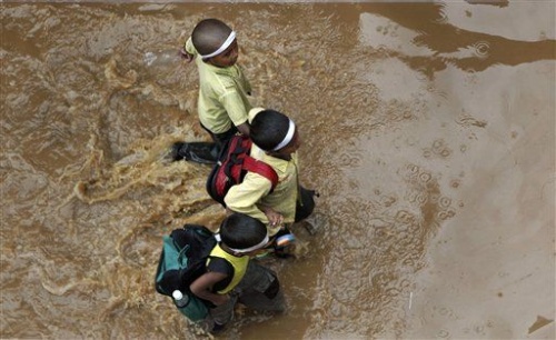 Школьники в Guwahati Школьники в Guwahati