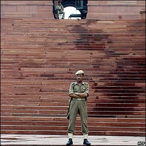 Индийский полицейский Индийский полицейский