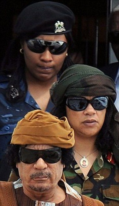 with body guard girs