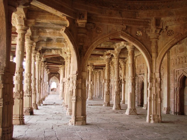   Malik Mughith Masjid (1432) -1